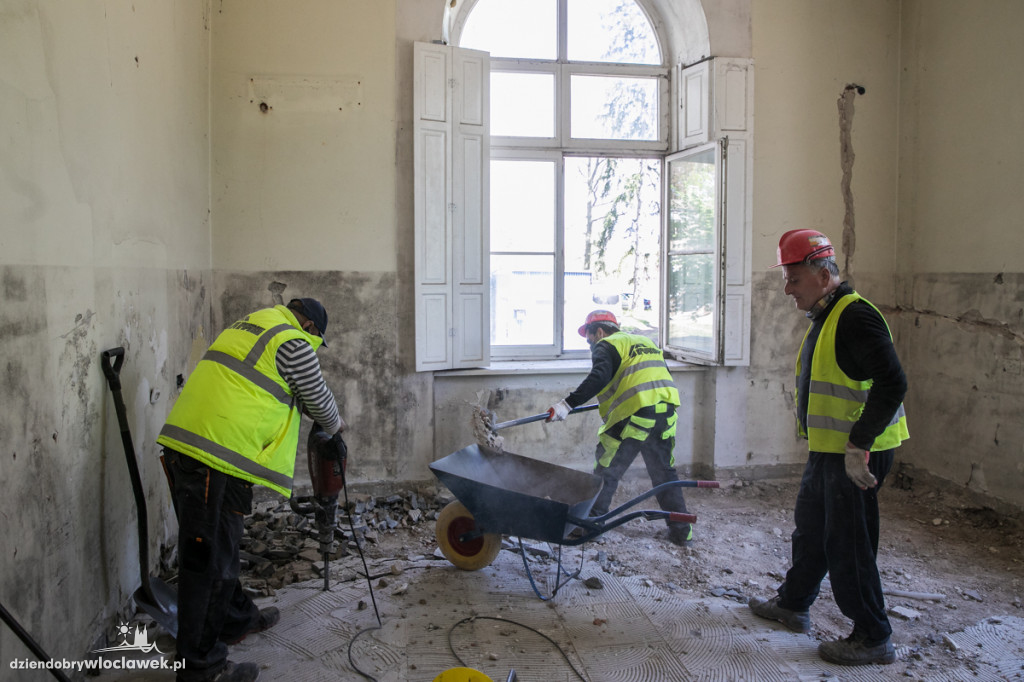 Remont pałacu wszedł w kolejny etap