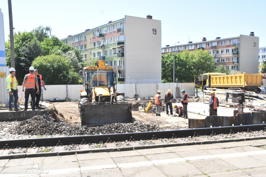Na ul Promiennej praca wre