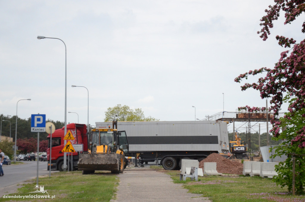 Na ul. Promiennej praca wre! Tak budują tunel