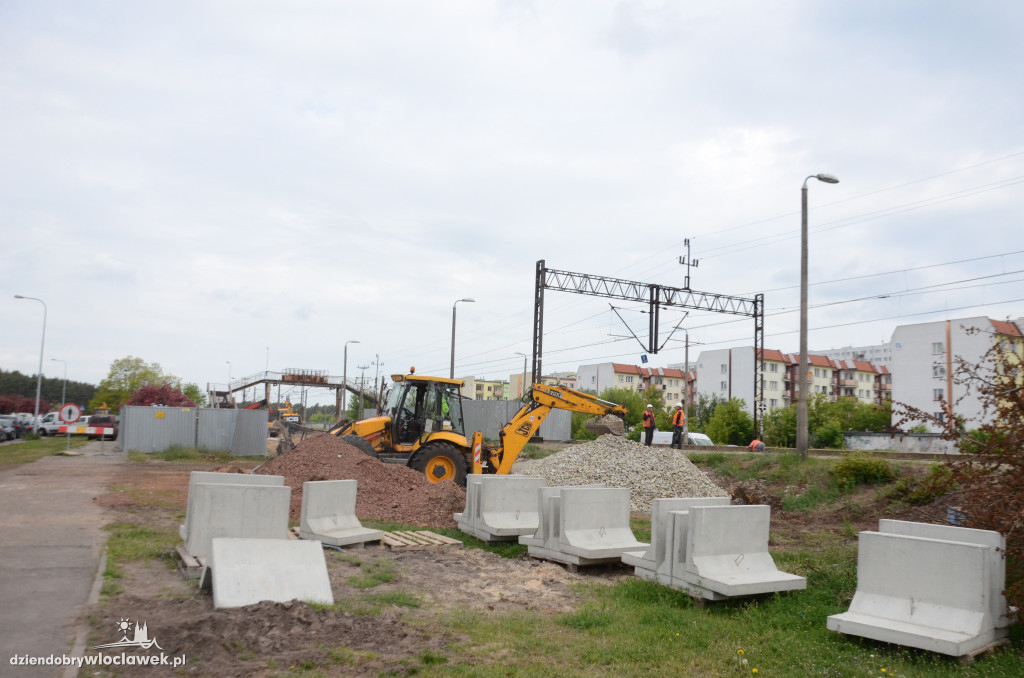 Na ul. Promiennej praca wre! Tak budują tunel
