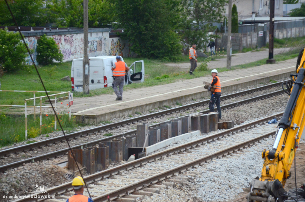 Na ul. Promiennej praca wre! Tak budują tunel