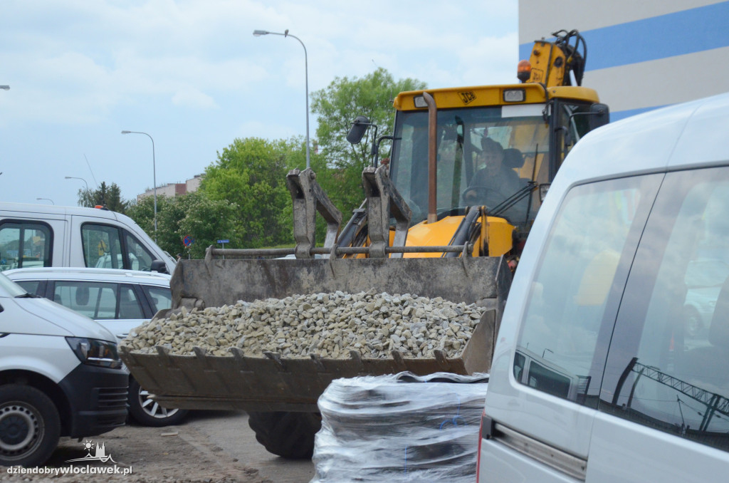 Na ul. Promiennej praca wre! Tak budują tunel