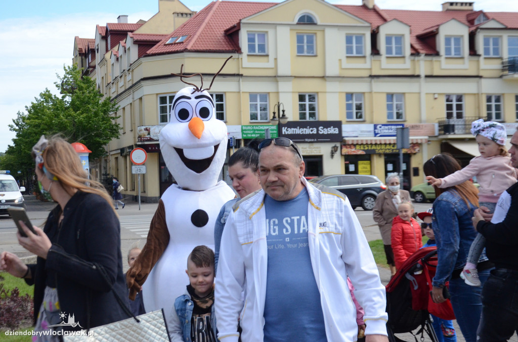 Bajkowy Dzień Dziecka na ulicach