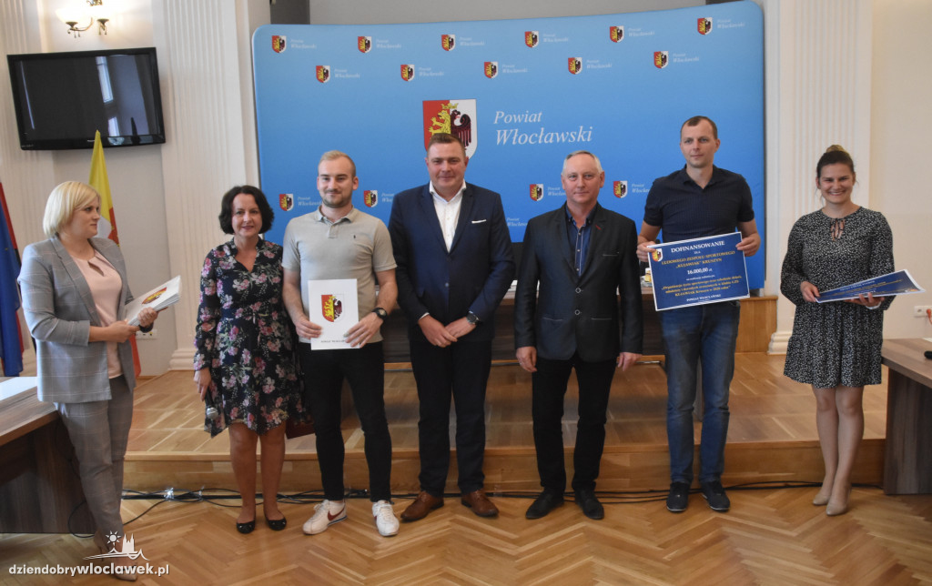 Powiat włocławski rozdał dotacje dla klubów