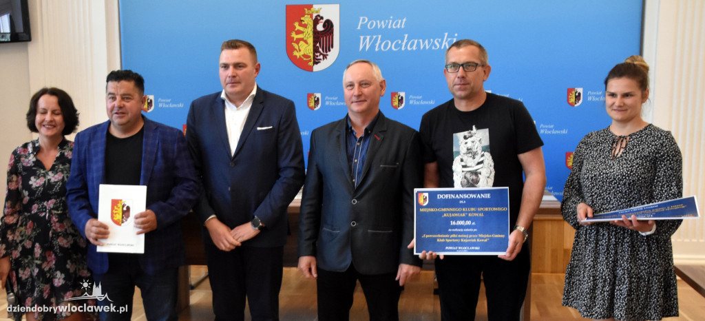 Powiat włocławski rozdał dotacje dla klubów