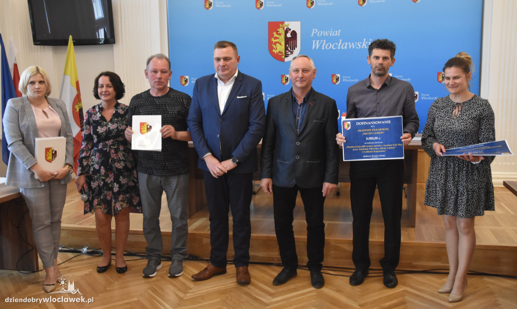 Powiat włocławski rozdał dotacje dla klubów