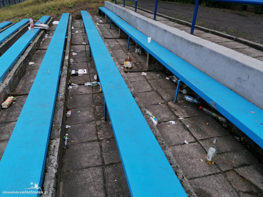 Stadion Przylesie znów tonie w śmieciach