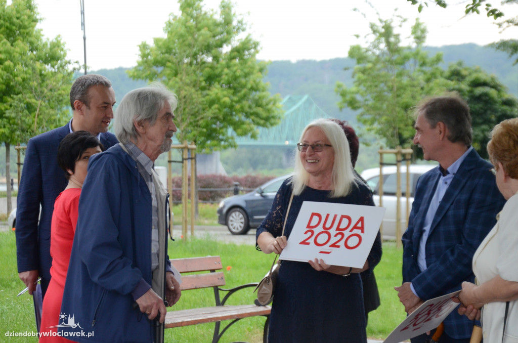 Kto popiera Andrzeja Dudę?