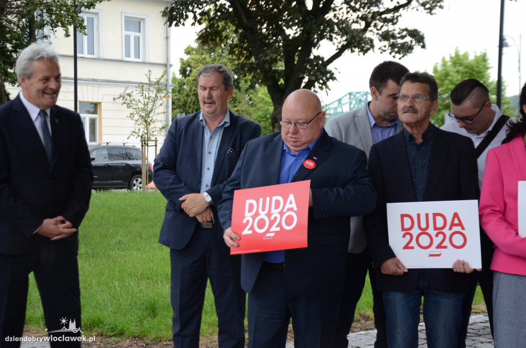 Kto popiera Andrzeja Dudę?