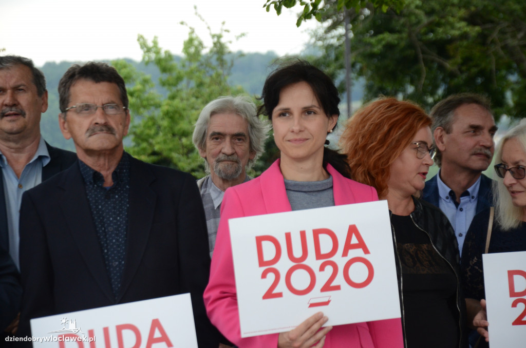 Kto popiera Andrzeja Dudę?