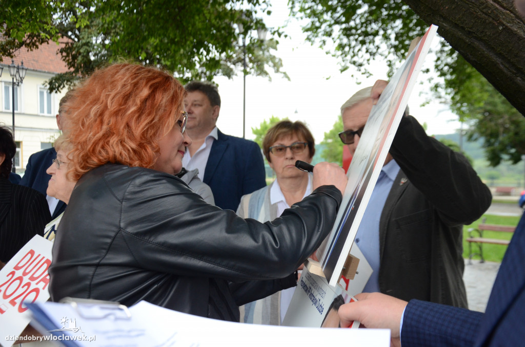 Kto popiera Andrzeja Dudę?