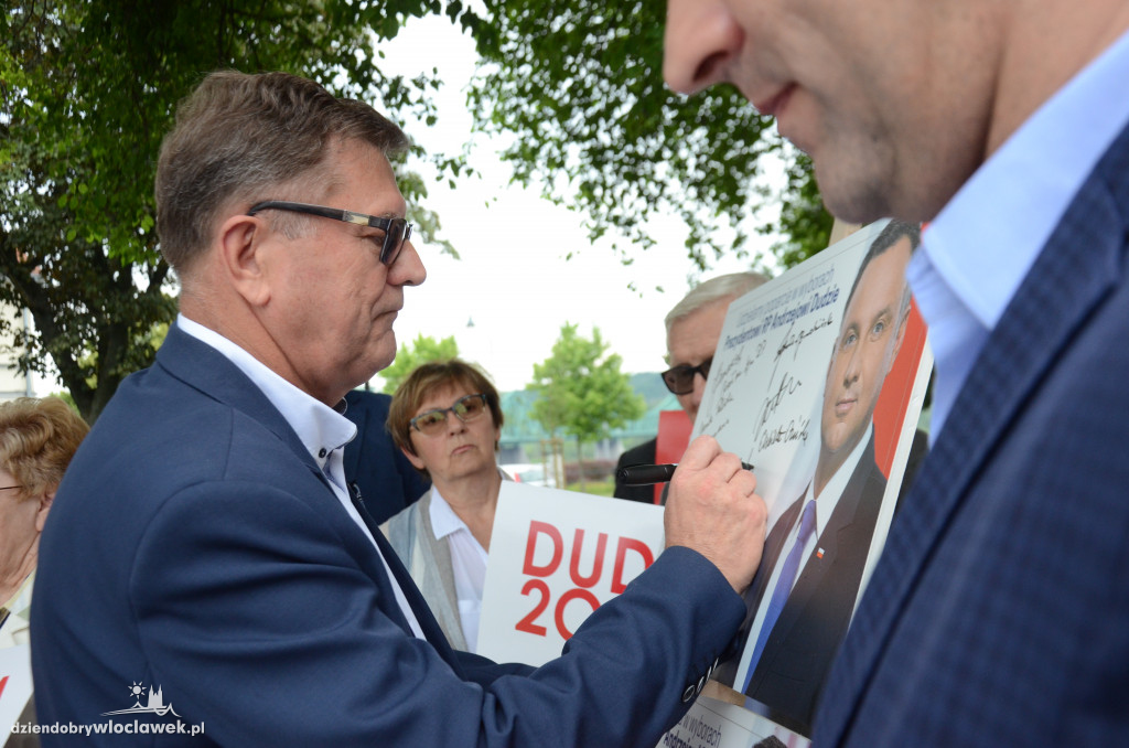 Kto popiera Andrzeja Dudę?