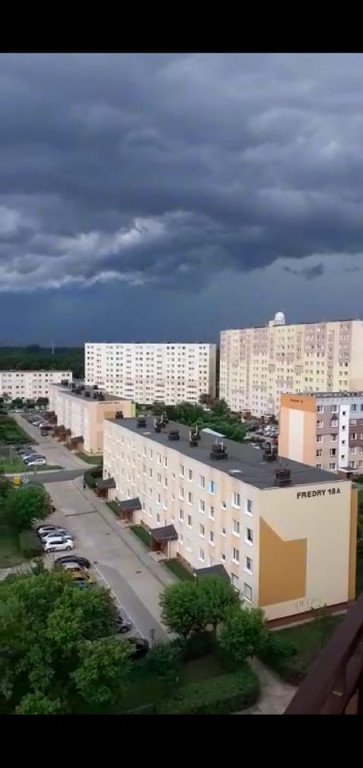 Burzowe chmury w obiektywach włocławian