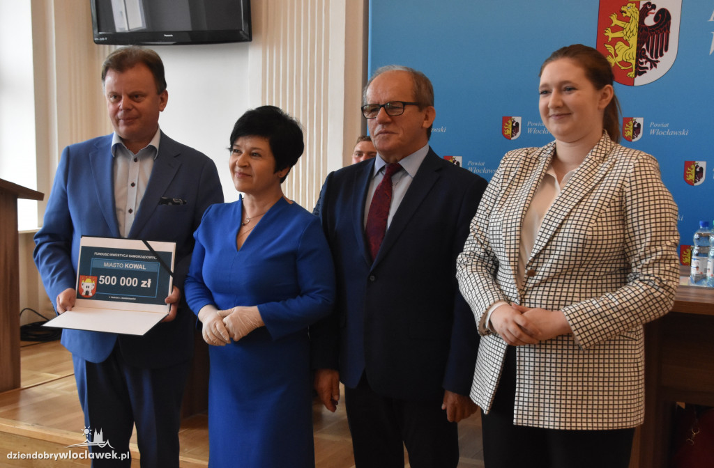 Samorządowcy dostali vouchery na inwestycje