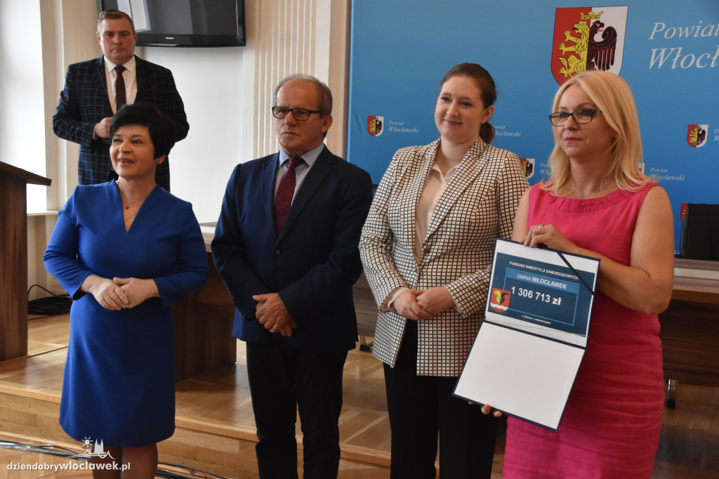 Samorządowcy dostali vouchery na inwestycje