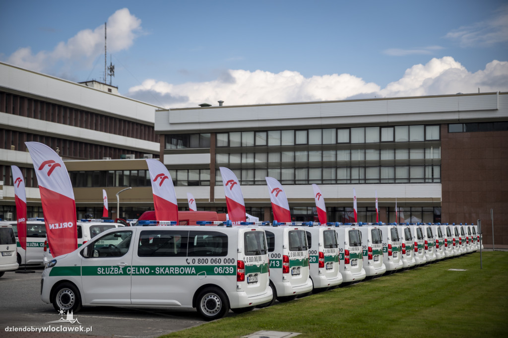 PKN ORLEN przekazał KAS nowe auta