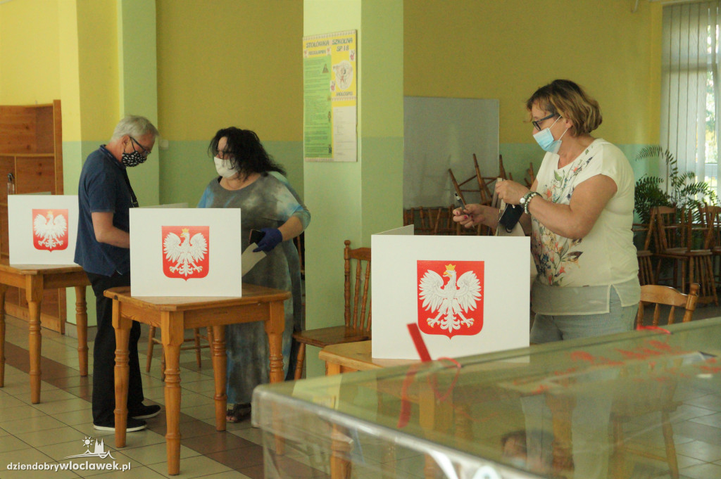Mieszkańcy Zazamcza głosują