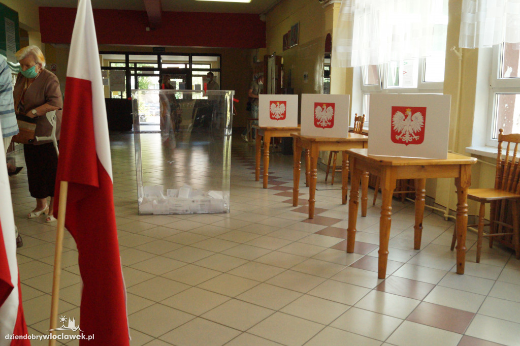 Mieszkańcy Zazamcza głosują