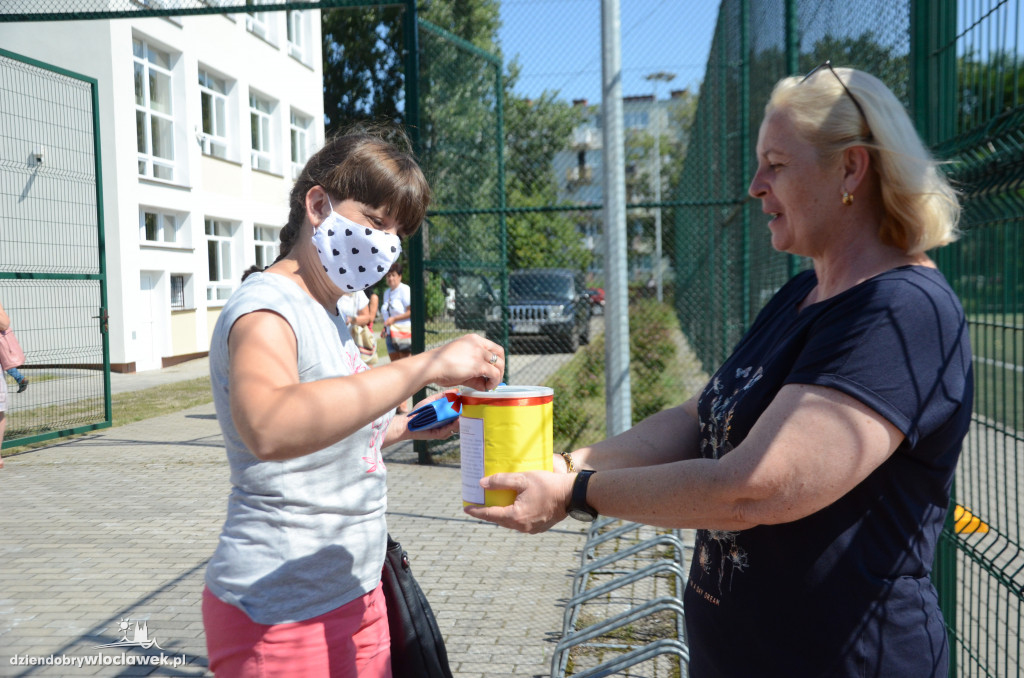 Kacperkowy Challenge na boisku SP 5