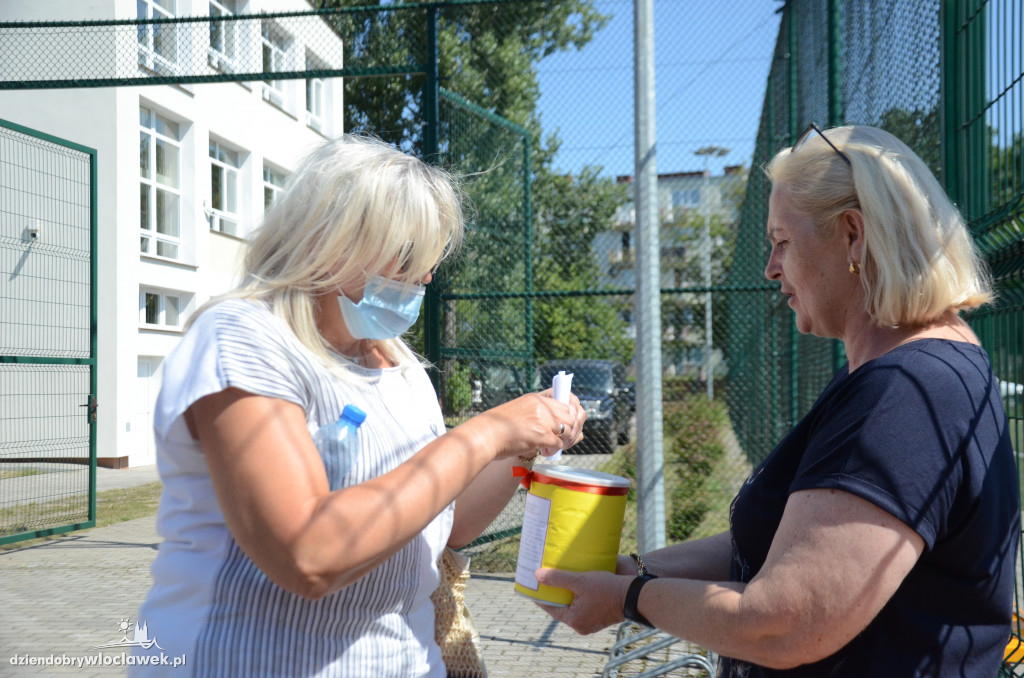 Kacperkowy Challenge na boisku SP 5