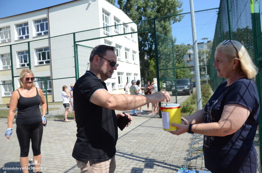Kacperkowy Challenge na boisku SP 5