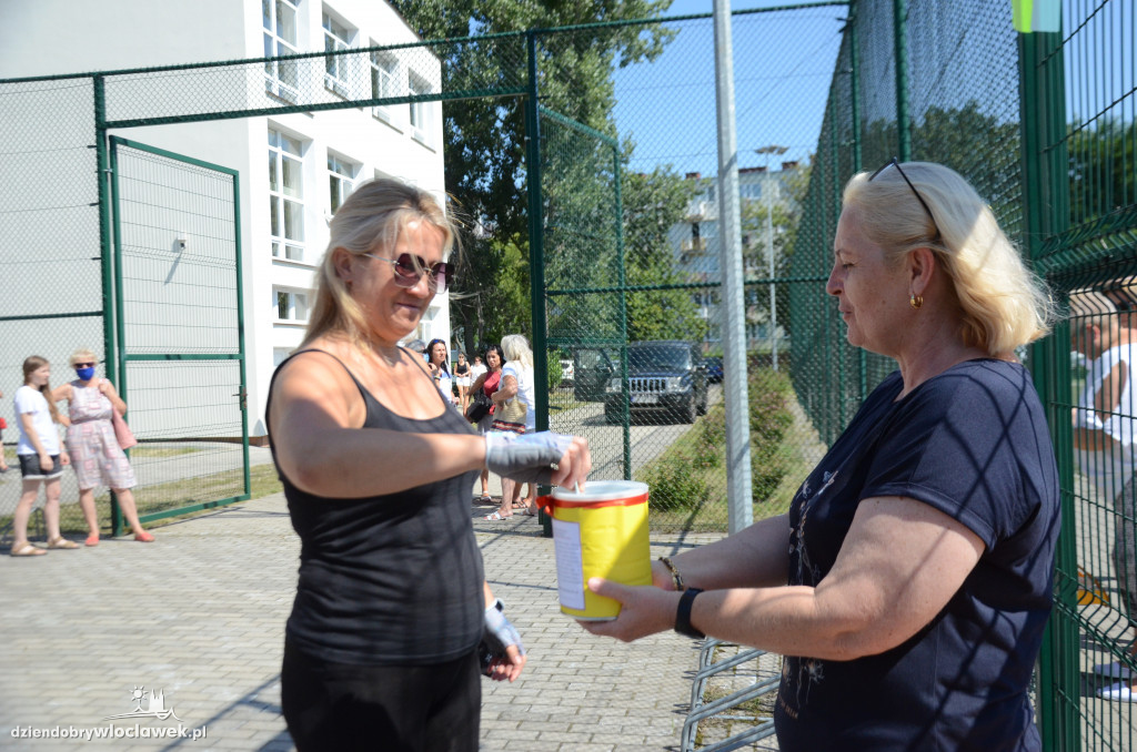 Kacperkowy Challenge na boisku SP 5