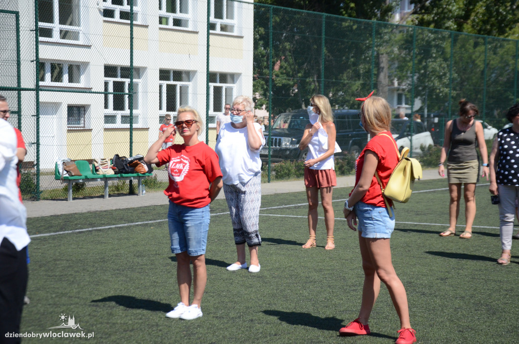 Kacperkowy Challenge na boisku SP 5