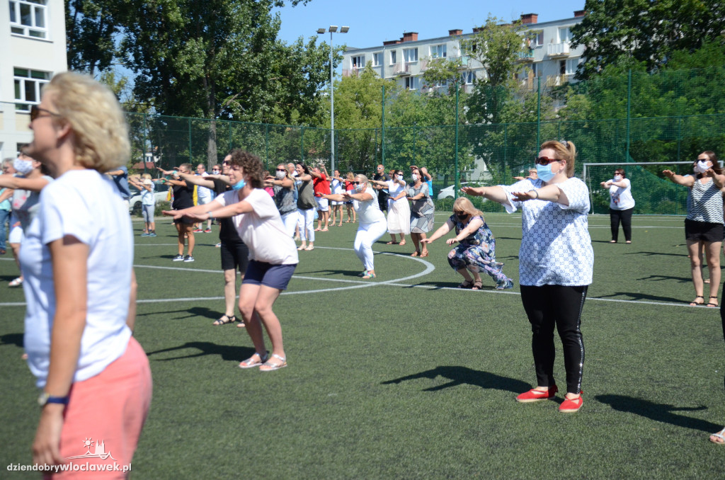 Kacperkowy Challenge na boisku SP 5