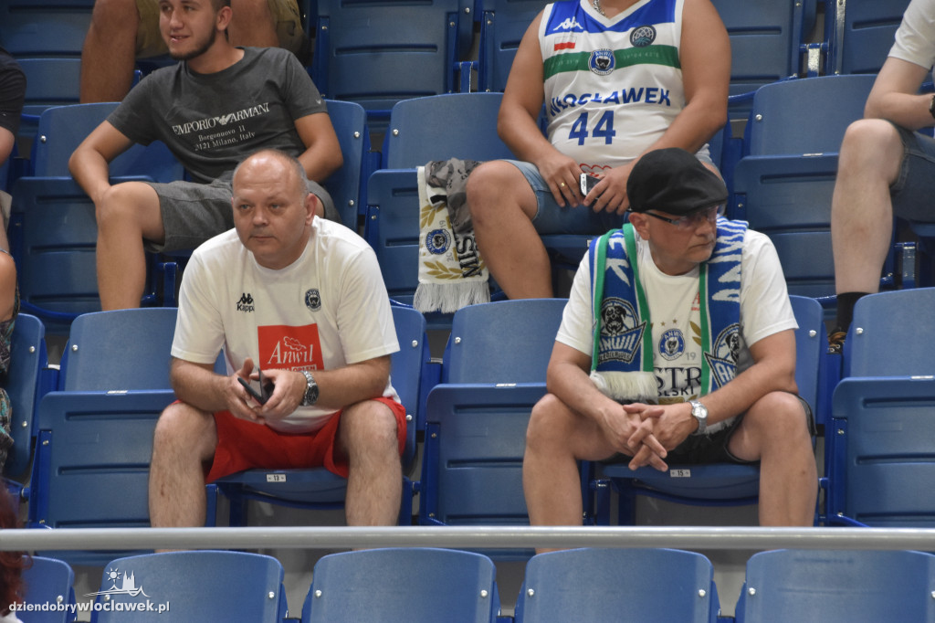 Kibice na ANWIL Basketball Cup