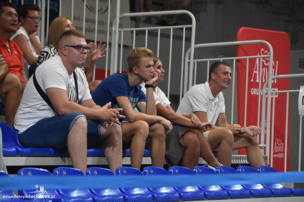 Kibice na ANWIL Basketball Cup