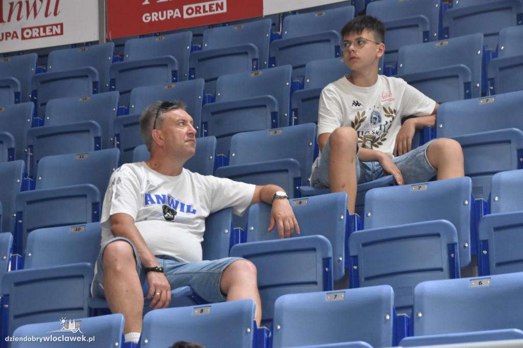 Kibice na ANWIL Basketball Cup
