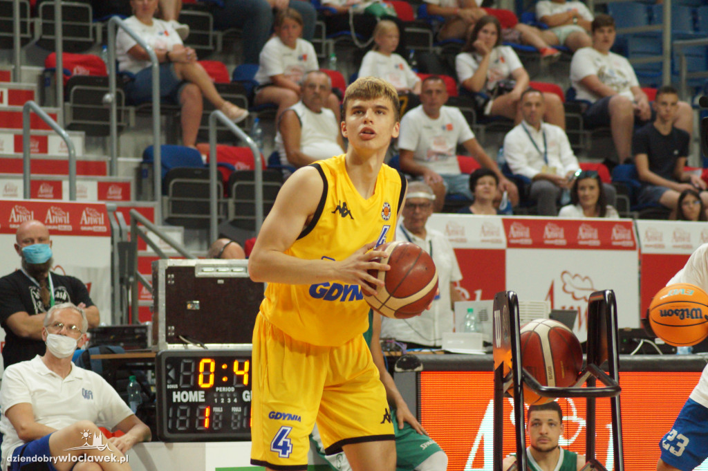 Konkurs rzutów za trzy firmy Anwil