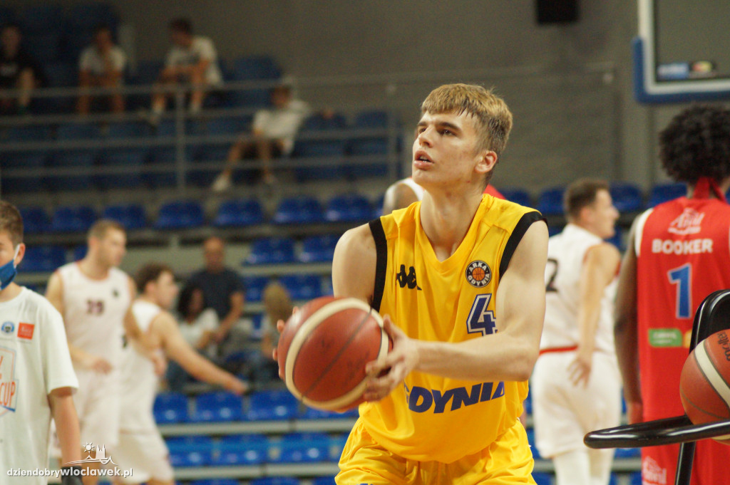 Konkurs rzutów za trzy firmy Anwil