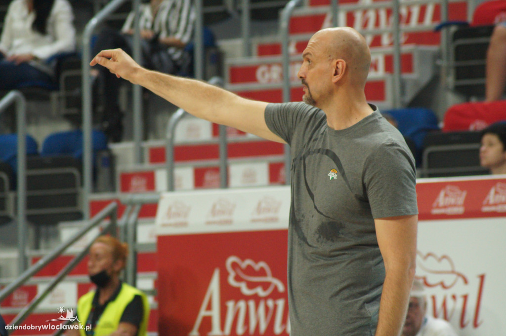 Mecze 2. dnia Anwil Basketball Cup