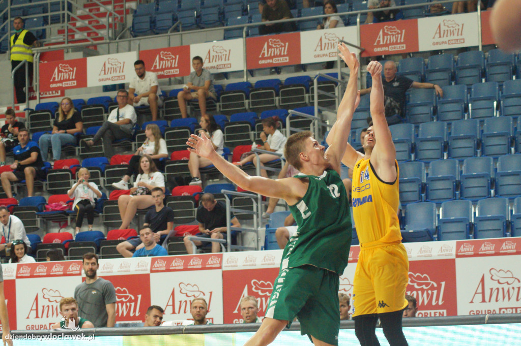 Mecze 2. dnia Anwil Basketball Cup