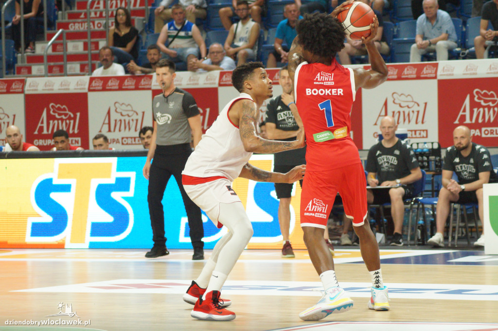 Mecze 2. dnia Anwil Basketball Cup