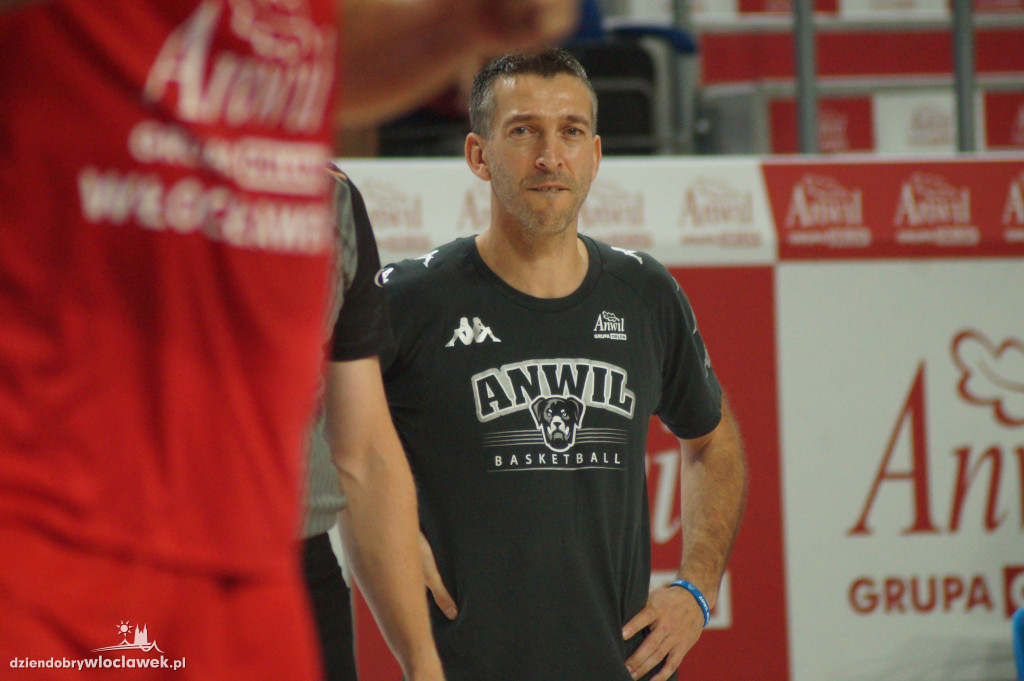 Mecze 2. dnia Anwil Basketball Cup