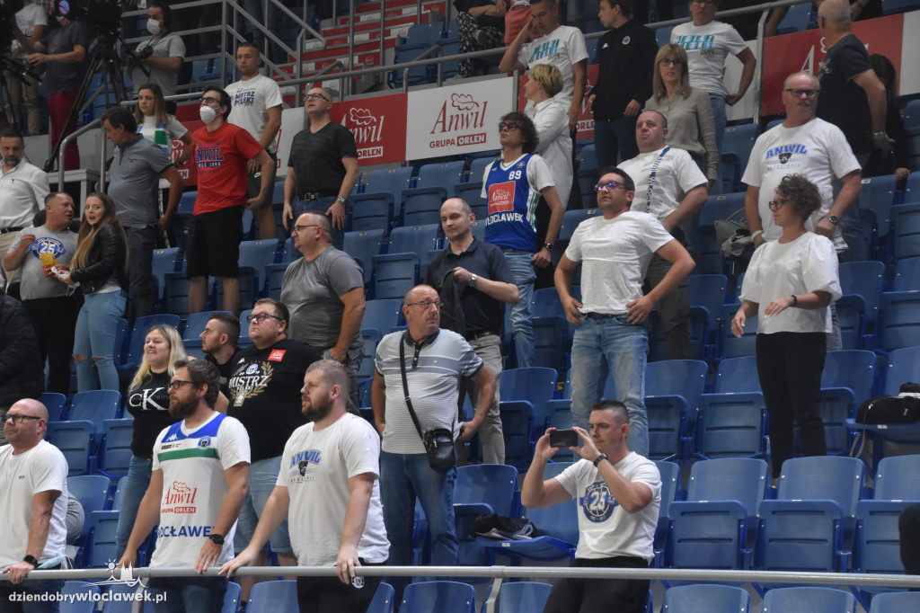 Kibice na meczu Anwil - BM Slam Stal