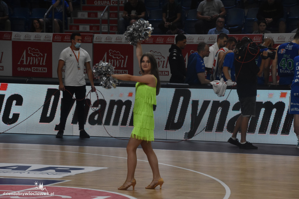 Cheerleaderki na meczu Anwil - BM Slam Stal