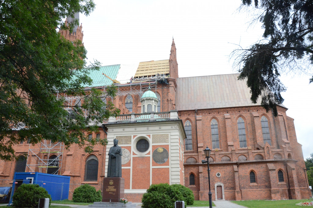 Kapitalny remont dachu katedry