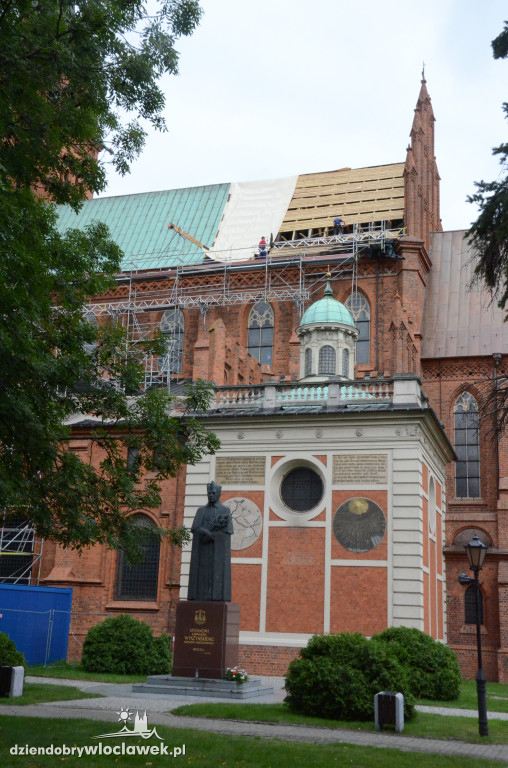 Kapitalny remont dachu katedry