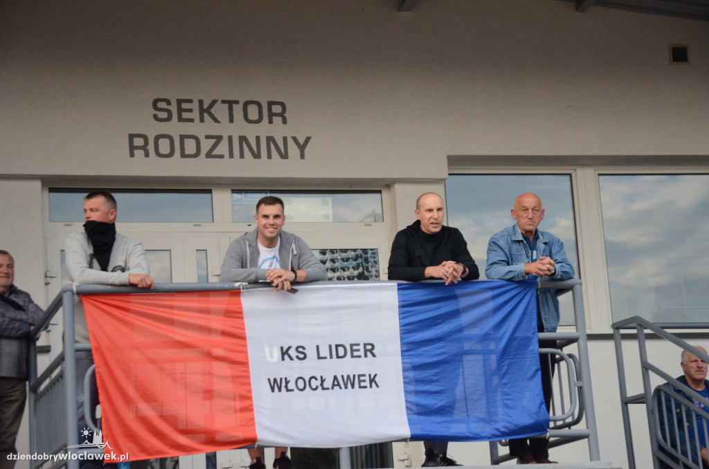 Lider Włocławek vs Lech Rypin