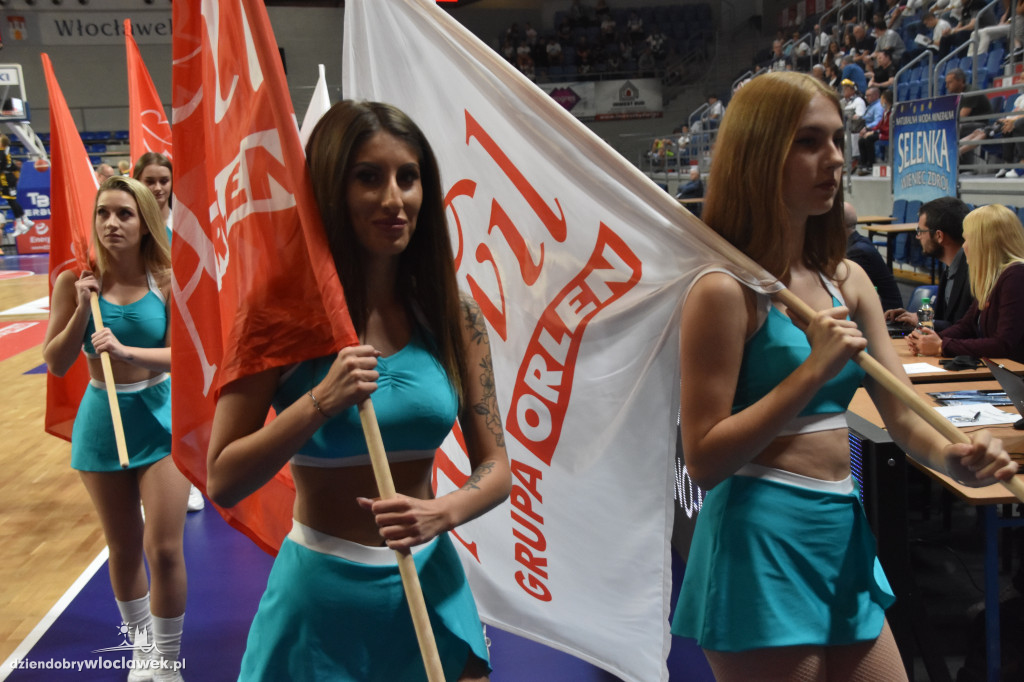 Cheerleaderki na meczu Anwil - Trefl Sopot