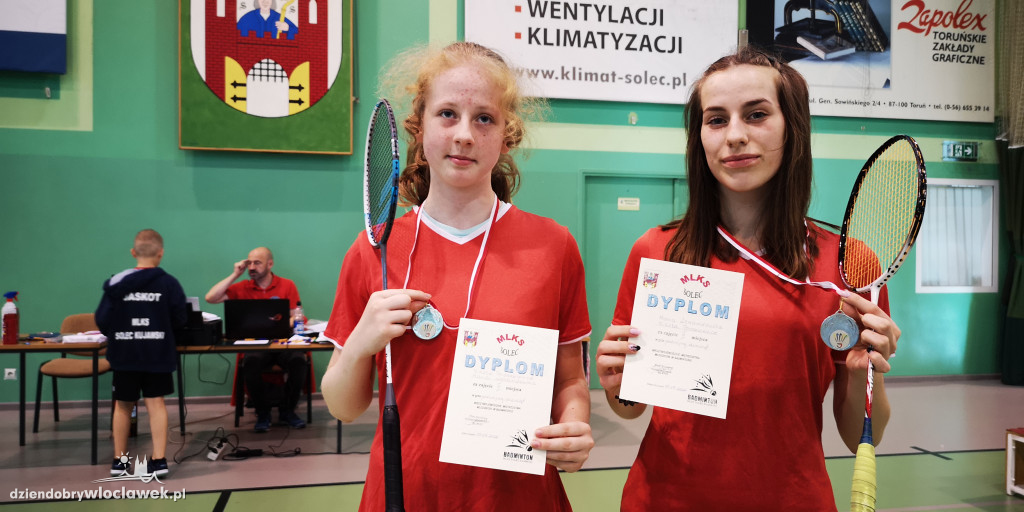 Badmintoniści UKS START z medalami