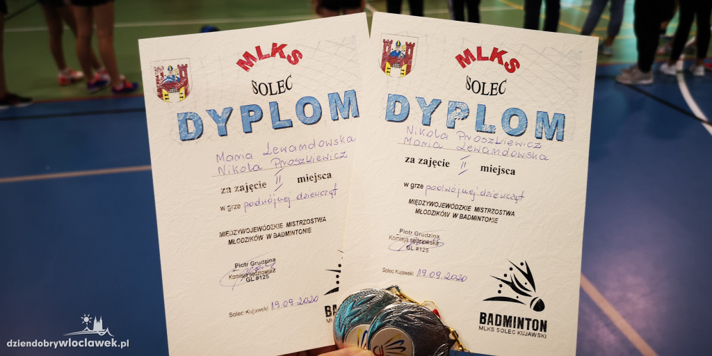Badmintoniści UKS START z medalami