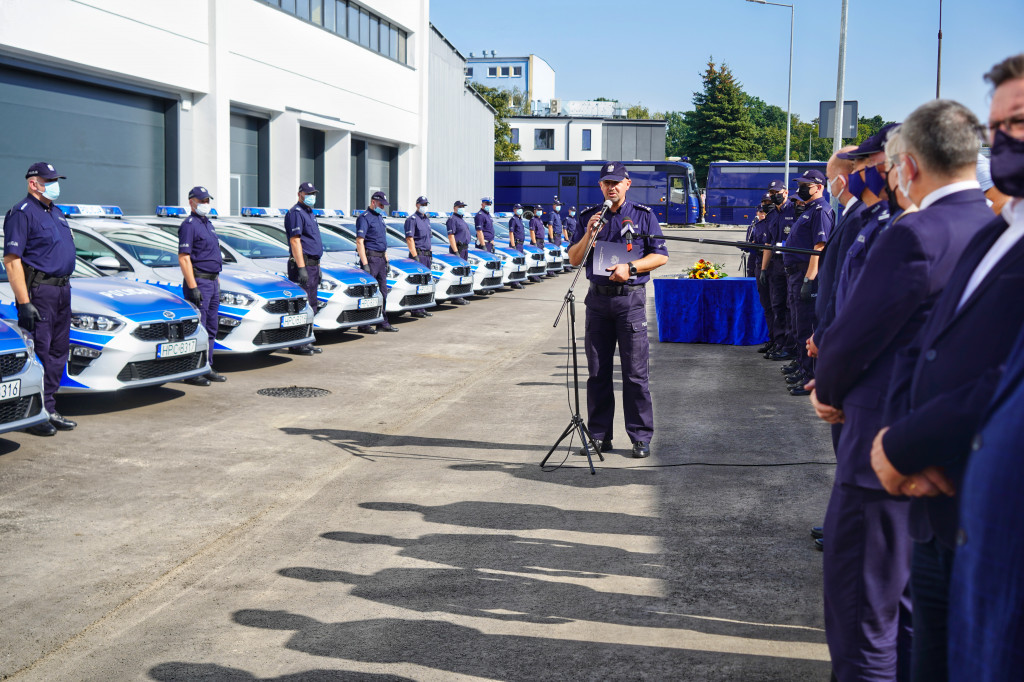 Nowe radiowozy dla policjantów z Włocławka