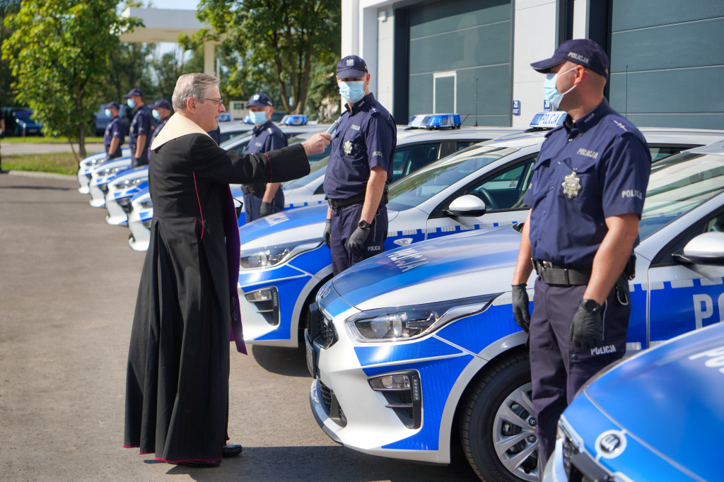 Nowe radiowozy dla policjantów z Włocławka