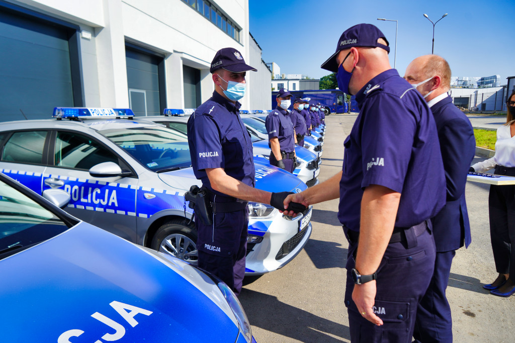 Nowe radiowozy dla policjantów z Włocławka