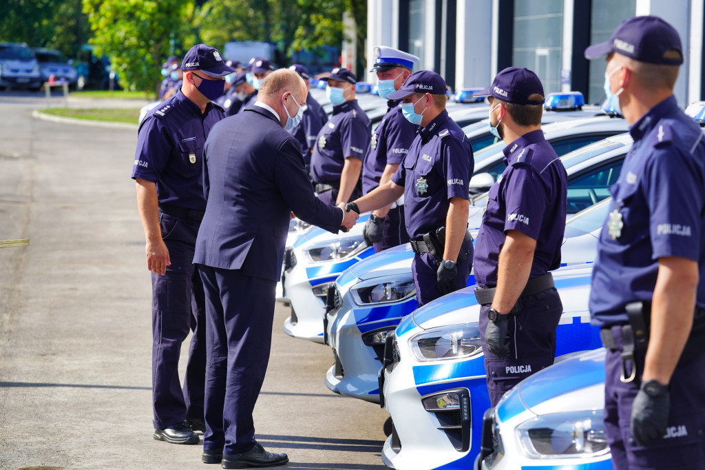 Nowe radiowozy dla policjantów z Włocławka