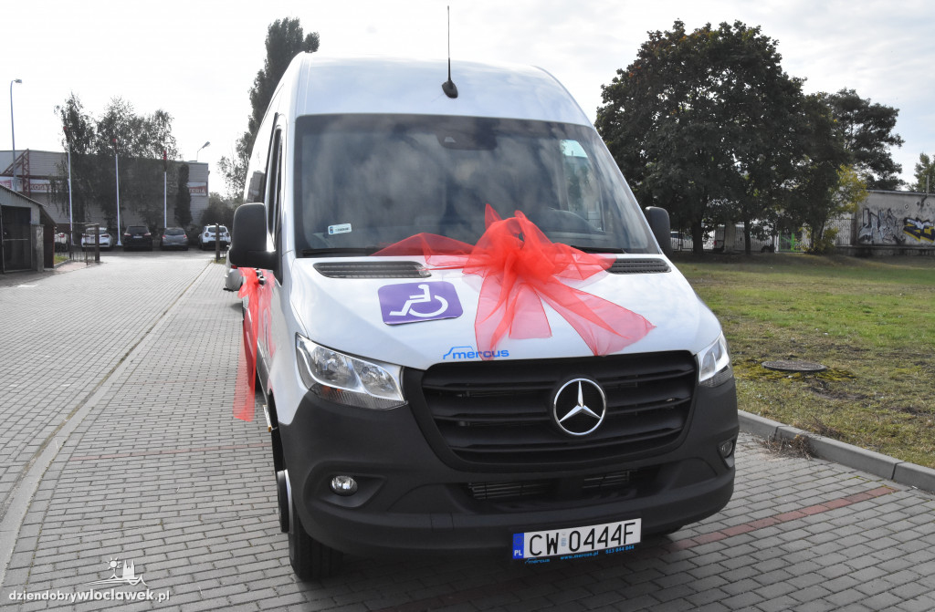 Nowy autobus dla Zespołu Szkół nr 3